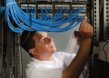 Case study: reduce server uptime risks with standardised data centre identification