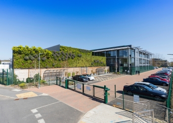 Choosing a post-pandemic data centre provider (experience matters)