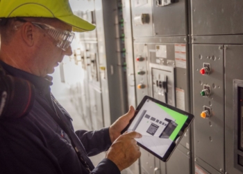 Compass and Schneider utilise AI to transform DC maintenance