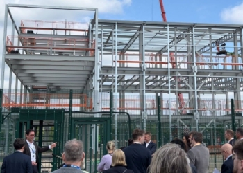 Kao Data hosts AI field trip at data centre campus