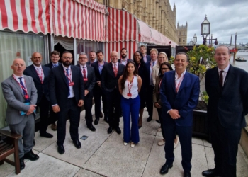 AI summit warns of ‘skills cliff edge’