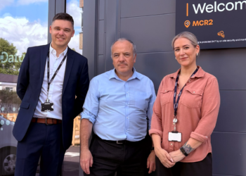 MP visits Datum's new Manchester data centre