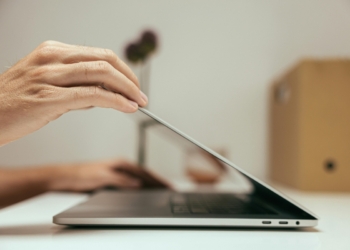 84% of businesses report rising network outages