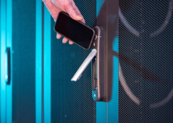 R&M introduces radio-based access control for racks