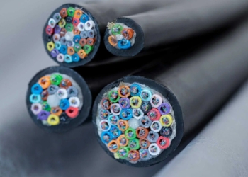 euNetworks sets new sustainability loan targets
